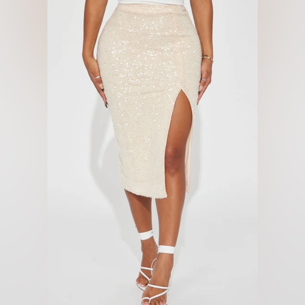2x Elegant Cream Sequin Slit Skirt